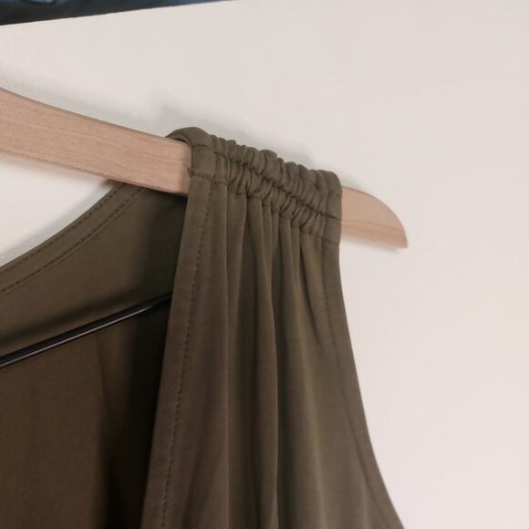 Heartloom Sage Sleeveless Green Elastic Waist Jumpsuit Large - Picture 6 of 9